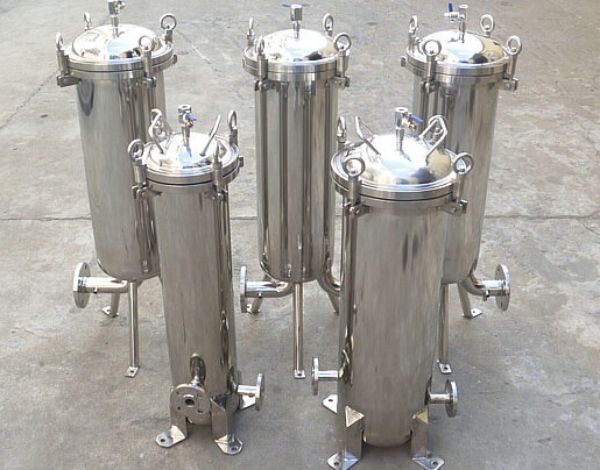 不銹鋼袋式過(guò)濾器φ550*410*5袋安裝步驟